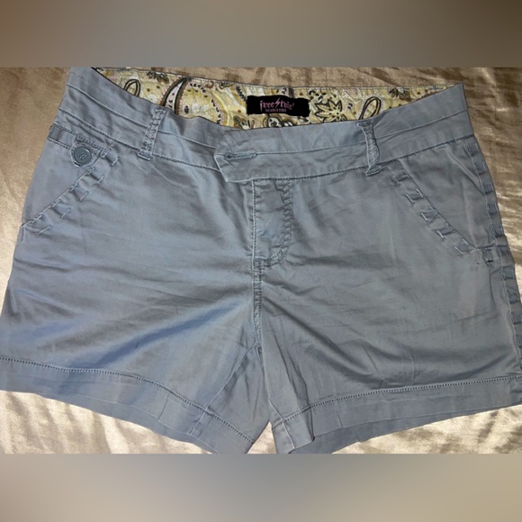 Grey Woman’s Shorts - Picture 1 of 5